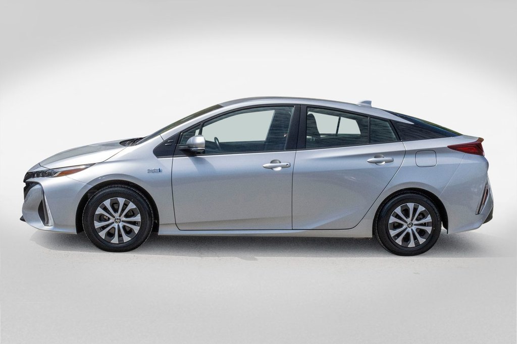 2022 Toyota PRIUS PRIME **HYBRIDE BRANCHABLE**JAMAIS ACCIDENTÉ** in Charlemagne, Quebec - 3 - w1024h768px