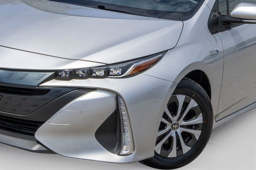 2022 Toyota PRIUS PRIME **HYBRIDE BRANCHABLE**JAMAIS ACCIDENTÉ** in Charlemagne, Quebec - 33 - w1024h768px