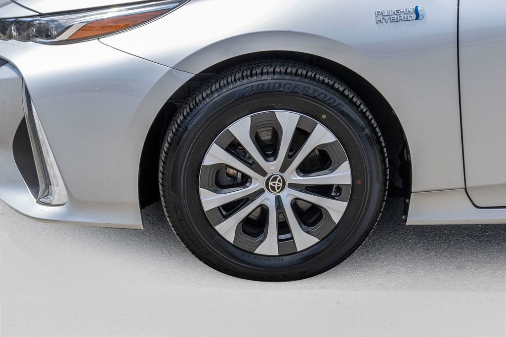 2022 Toyota PRIUS PRIME **HYBRIDE BRANCHABLE**JAMAIS ACCIDENTÉ** in Charlemagne, Quebec - 34 - w1024h768px