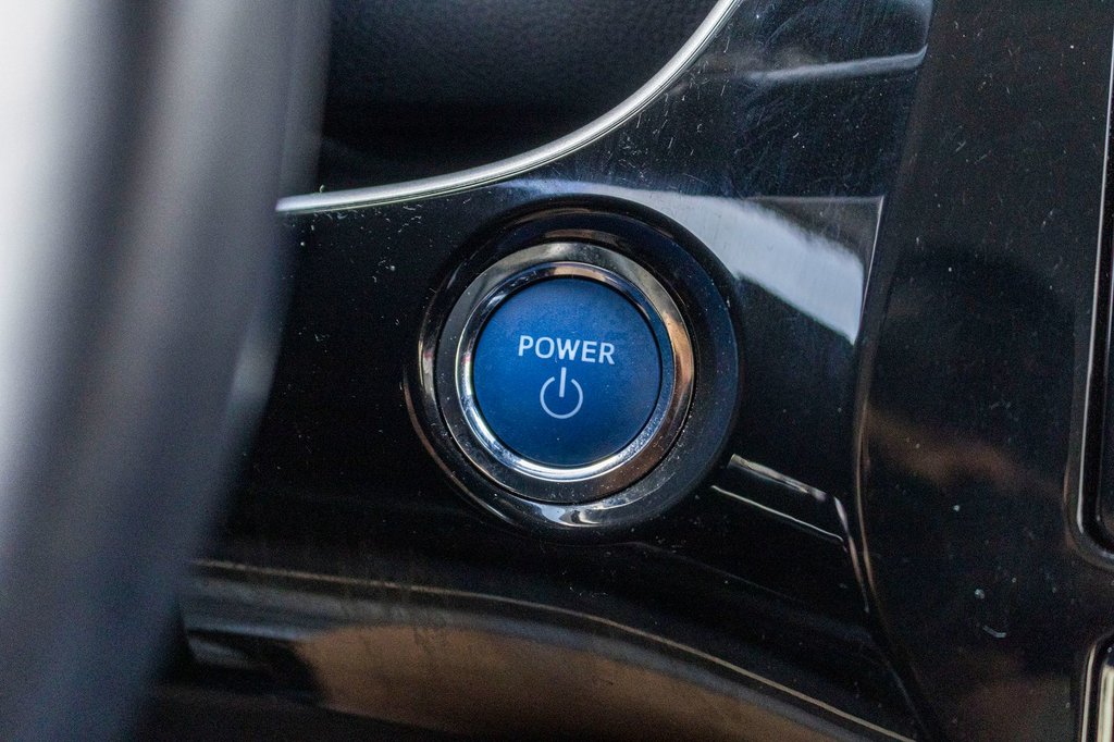 2022 Toyota PRIUS PRIME **HYBRIDE BRANCHABLE**JAMAIS ACCIDENTÉ** in Charlemagne, Quebec - 17 - w1024h768px