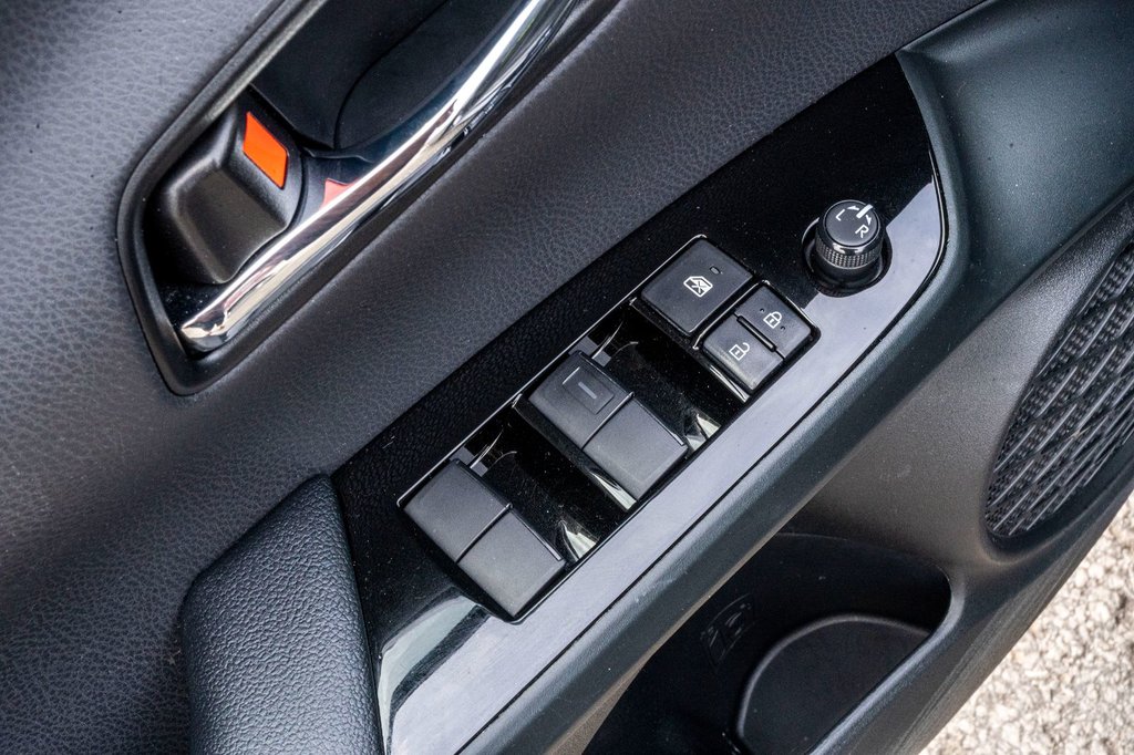Toyota PRIUS PRIME **HYBRIDE BRANCHABLE+SIÈGES CHAUFFANTS+CAMÉRA** 2022 à Charlemagne, Québec - 22 - w1024h768px