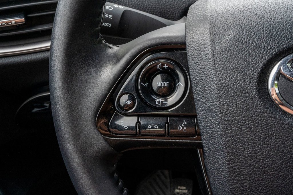 Toyota PRIUS PRIME **HYBRIDE BRANCHABLE+SIÈGES CHAUFFANTS+CAMÉRA** 2022 à Charlemagne, Québec - 10 - w1024h768px