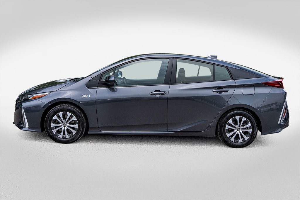 Toyota PRIUS PRIME **HYBRIDE BRANCHABLE+SIÈGES CHAUFFANTS+CAMÉRA** 2022 à Charlemagne, Québec - 3 - w1024h768px