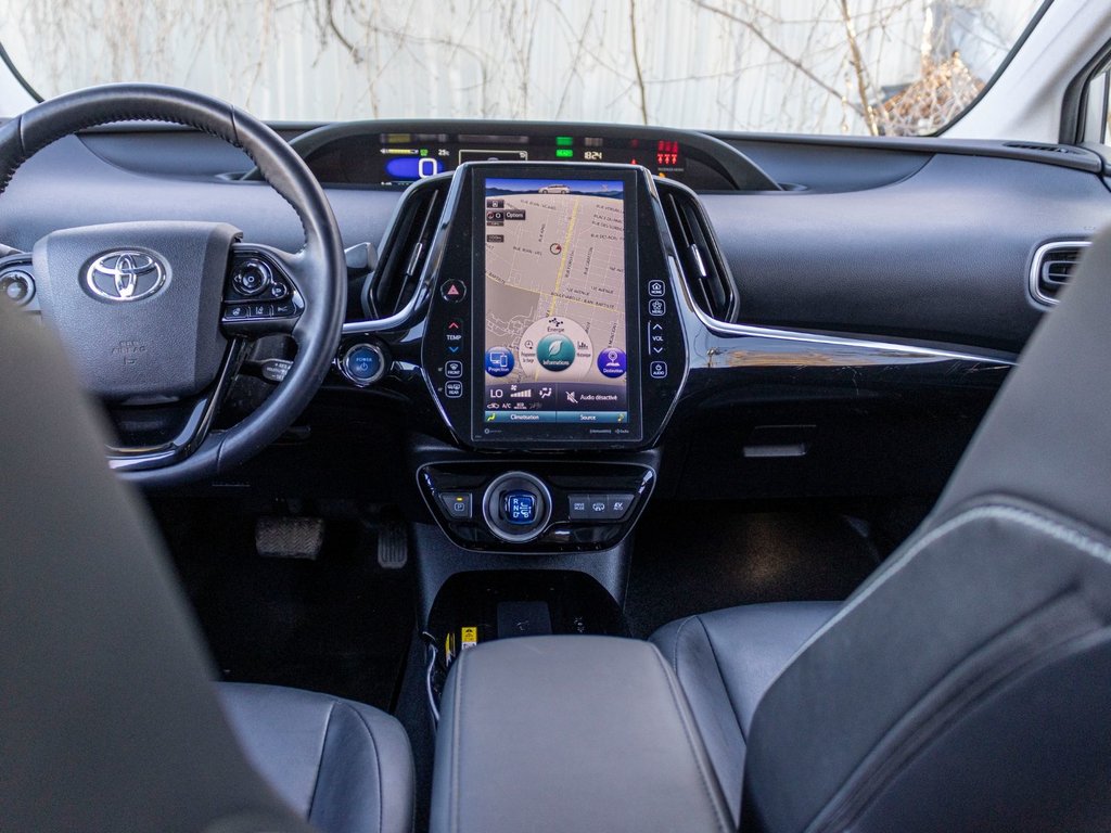 2022 Toyota Prius Prime AMÉLIORÉ **HYBRIDE BRANCHABLE**JAMAIS ACCIDENTÉ** in Saint-Jérôme, Quebec - 24 - w1024h768px
