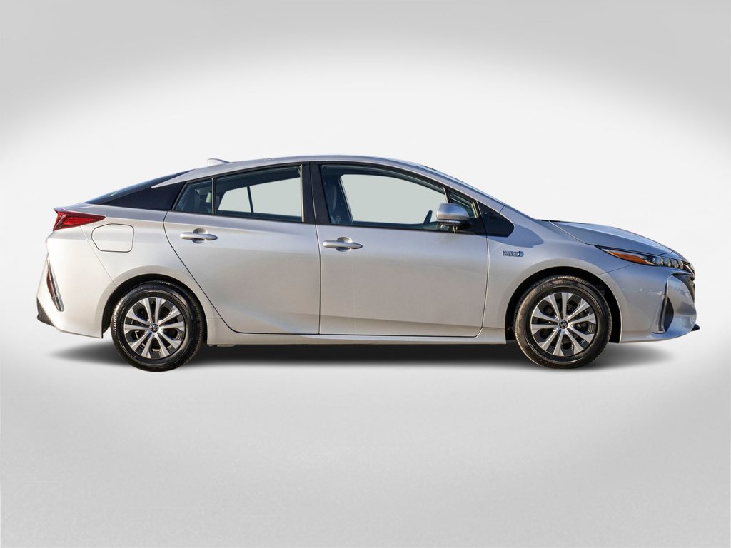 2022 Toyota Prius Prime AMÉLIORÉ **HYBRIDE BRANCHABLE**JAMAIS ACCIDENTÉ** in Saint-Jérôme, Quebec - 6 - w1024h768px