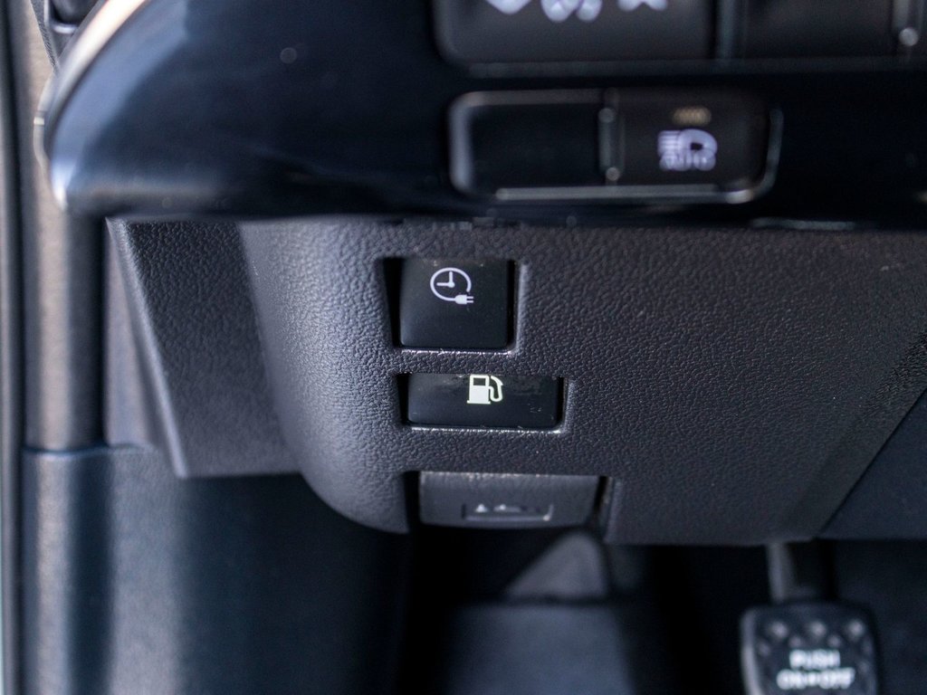 2022 Toyota Prius Prime AMÉLIORÉ **HYBRIDE BRANCHABLE**JAMAIS ACCIDENTÉ** in Saint-Jérôme, Quebec - 23 - w1024h768px