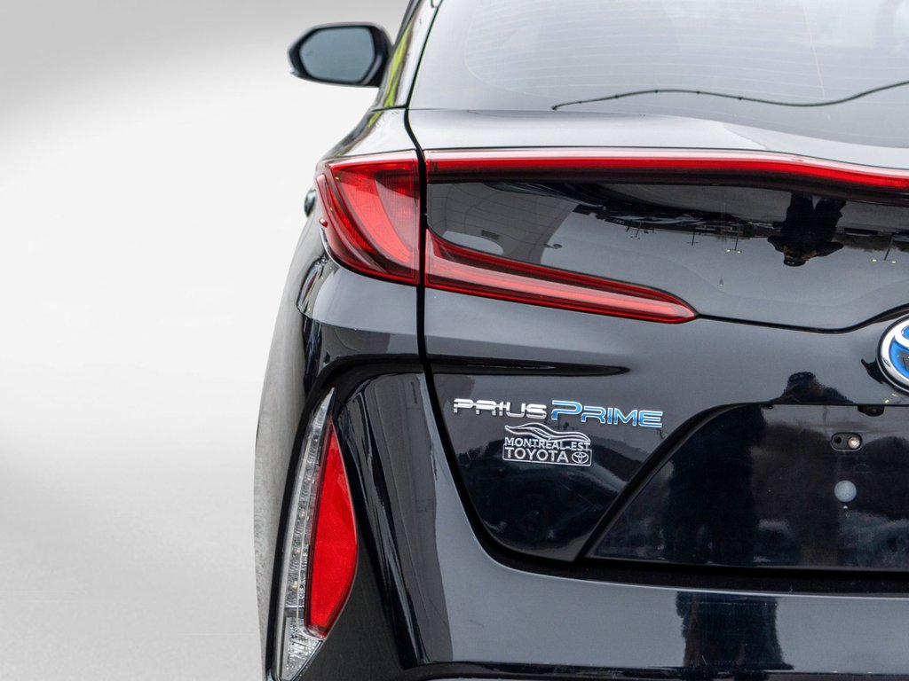 Toyota Prius Prime AMÉLIORÉ **HYBRIDE BRANCHABLE**JAMAIS ACCIDENTÉ** 2022 à Saint-Jérôme, Québec - 31 - w1024h768px