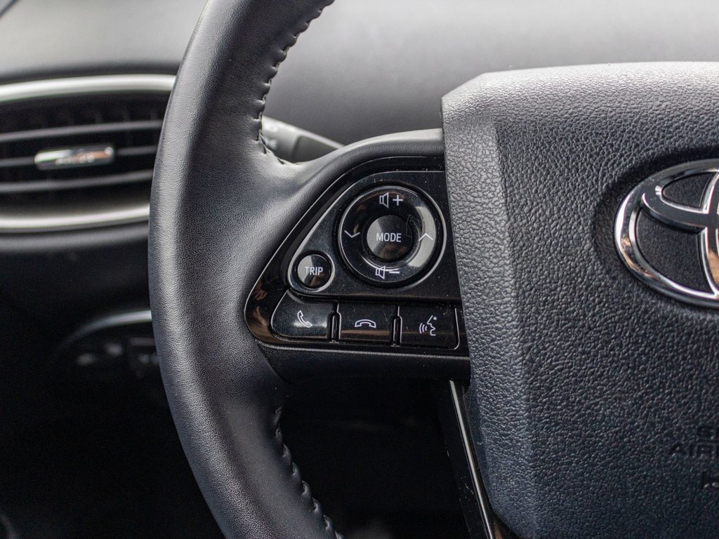 Toyota Prius Prime AMÉLIORÉ **HYBRIDE BRANCHABLE**JAMAIS ACCIDENTÉ** 2022 à Saint-Jérôme, Québec - 11 - w1024h768px