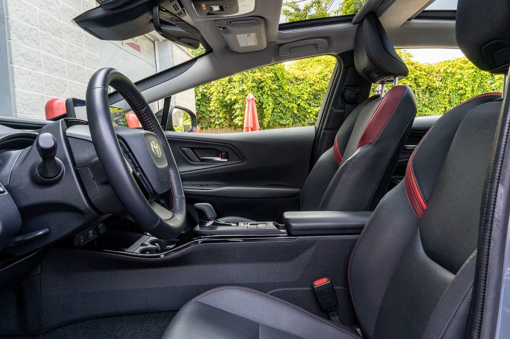 Toyota PRIUS PRIME XSE **HYBRIDE BRANCHABLE**JAMAIS ACCIDENTÉ** 2023 à Charlemagne, Québec - 20 - w1024h768px