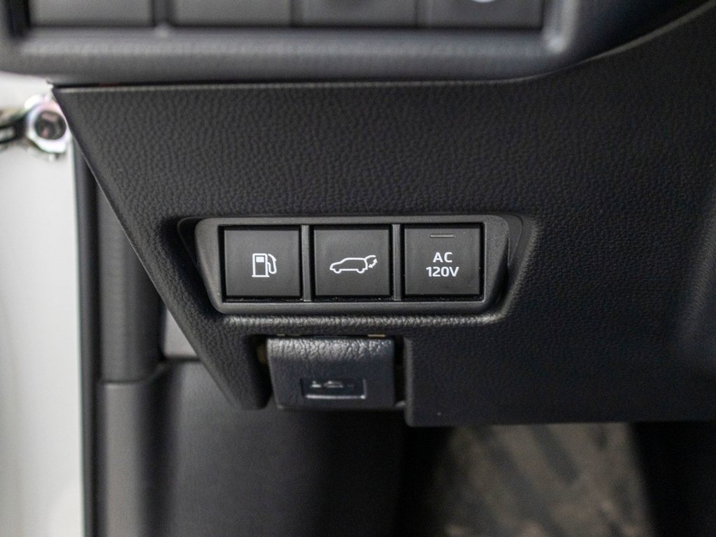 2023 Toyota Prius Prime XSE PREMIUM **JAMAIS ACCIDENTÉ+PPF+TOIT PANO+JBL** in Saint-Jérôme, Quebec - 23 - w1024h768px