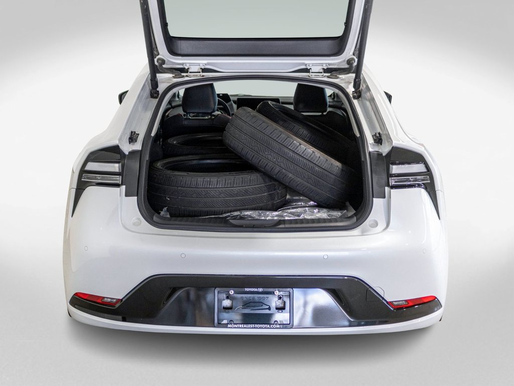 2023 Toyota Prius Prime XSE PREMIUM **JAMAIS ACCIDENTÉ+PPF+TOIT PANO+JBL** in Saint-Jérôme, Quebec - 32 - w1024h768px