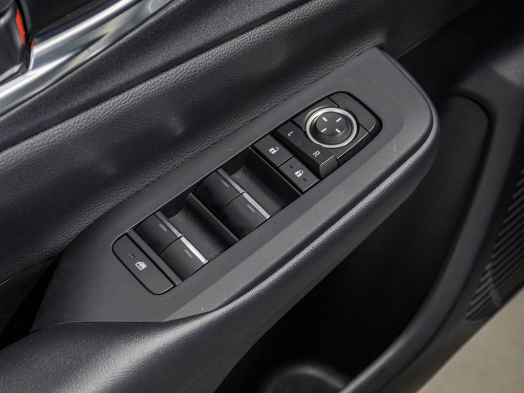 2023 Toyota Prius Prime XSE PREMIUM **JAMAIS ACCIDENTÉ+PPF+TOIT PANO+JBL** in Saint-Jérôme, Quebec - 31 - w1024h768px