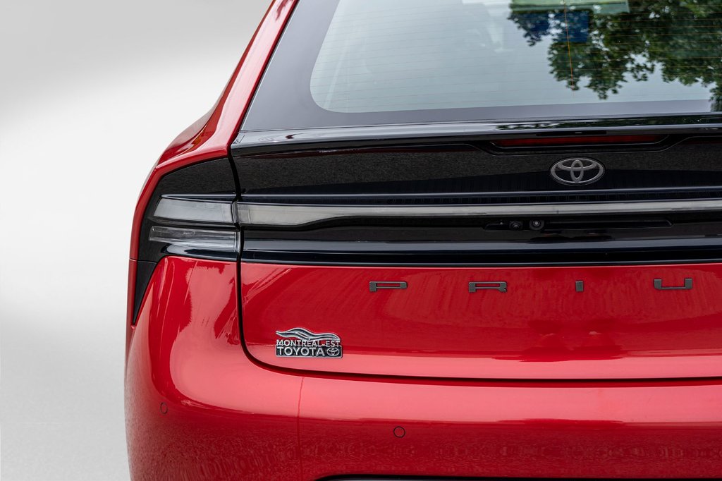 2024 Toyota PRIUS PRIME XSE PREMIUM **HYBRIDE BRANCHABLE*JAMAIS ACCIDENTÉ* in Charlemagne, Quebec - 25 - w1024h768px