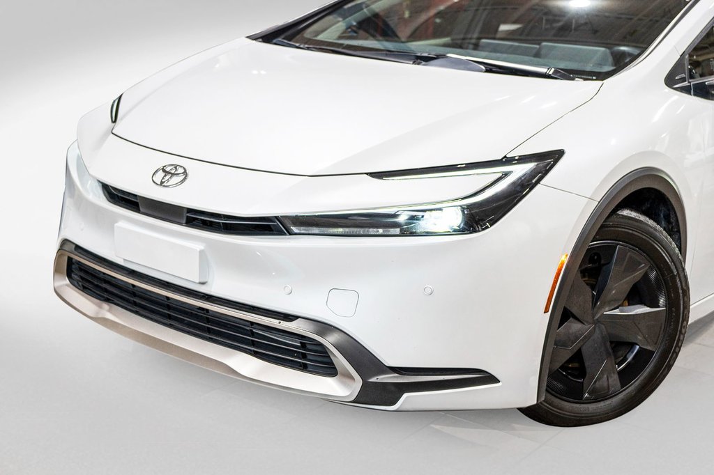 2024 Toyota Prius Prime SE **HYBRIDE BRANCHABLE**JAMAIS ACCIDENTÉ** in Charlemagne, Quebec - 23 - w1024h768px