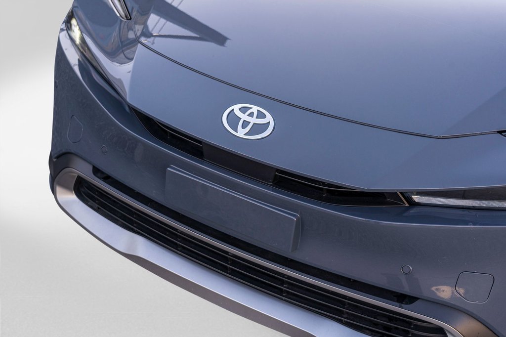 2024 Toyota Prius Prime SE **HYBRIDE BRANCHABLE**JAMAIS ACCIDENTÉ** in Charlemagne, Quebec - 28 - w1024h768px