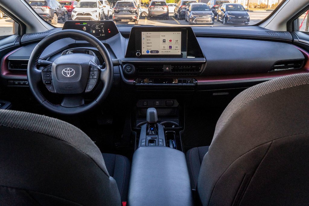 2024 Toyota Prius Prime SE **HYBRIDE BRANCHABLE**JAMAIS ACCIDENTÉ** in Charlemagne, Quebec - 19 - w1024h768px