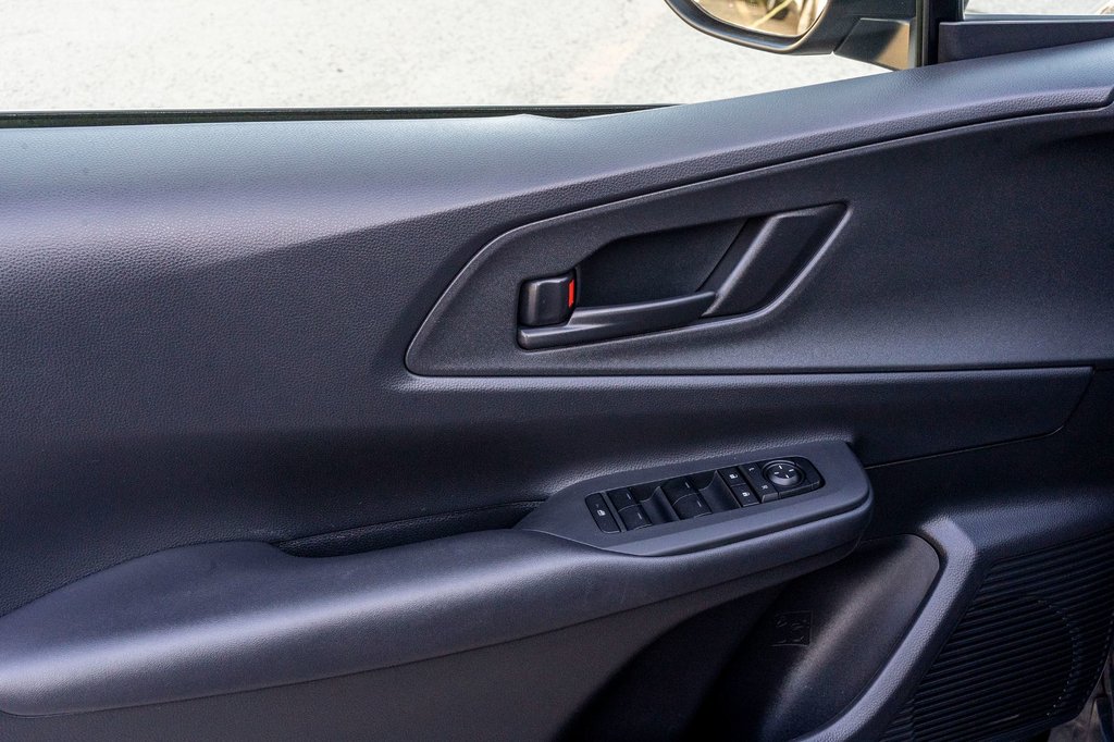 2024 Toyota Prius Prime SE **HYBRIDE BRANCHABLE**JAMAIS ACCIDENTÉ** in Charlemagne, Quebec - 22 - w1024h768px