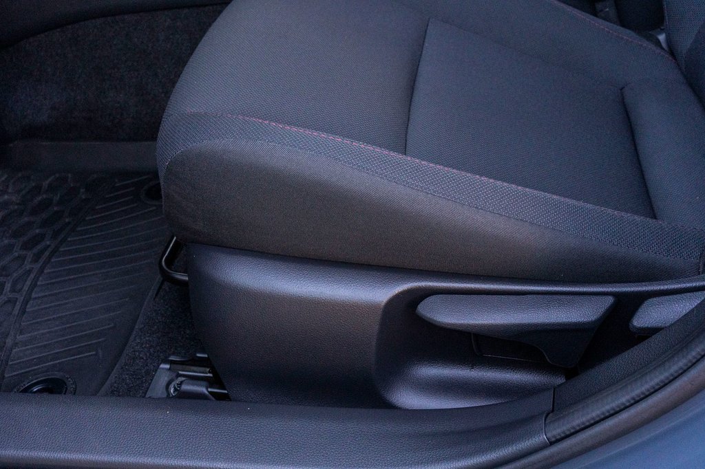 2024 Toyota Prius Prime SE **HYBRIDE BRANCHABLE**JAMAIS ACCIDENTÉ** in Charlemagne, Quebec - 21 - w1024h768px