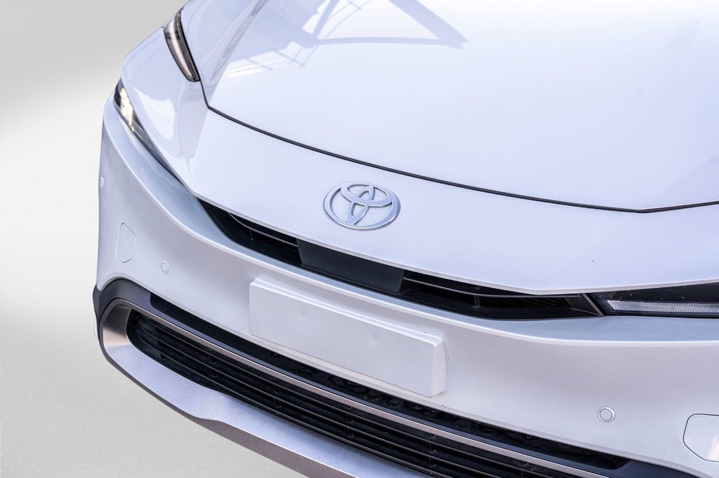 2024 Toyota Prius Prime SE **HYBRIDE BRANCHABLE**JAMAIS ACCIDENTÉ** in Charlemagne, Quebec - 28 - w1024h768px