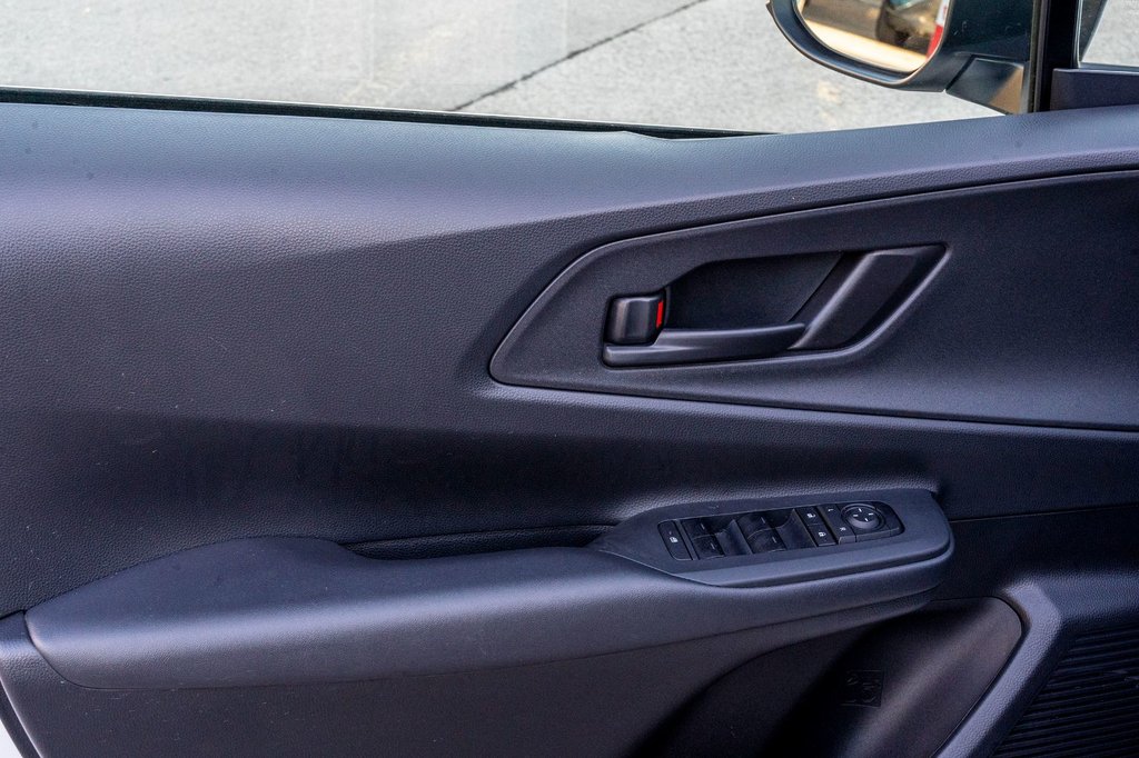 2024 Toyota Prius Prime SE **HYBRIDE BRANCHABLE**JAMAIS ACCIDENTÉ** in Charlemagne, Quebec - 22 - w1024h768px