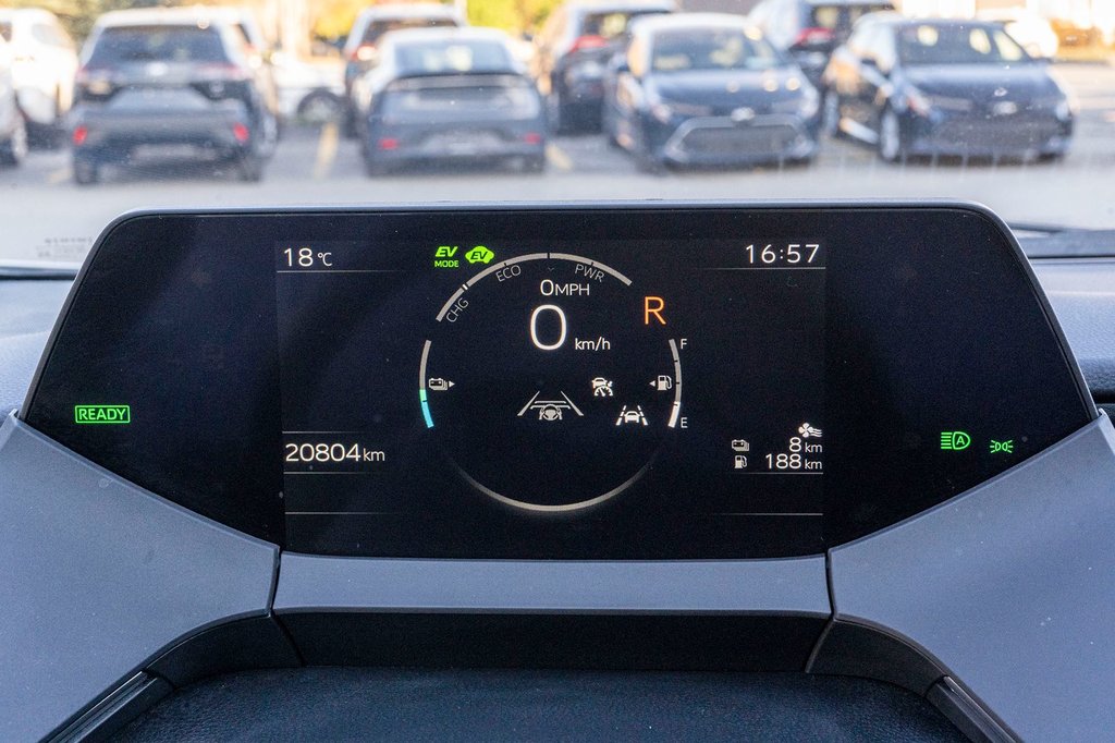 2024 Toyota Prius Prime SE **HYBRIDE BRANCHABLE**JAMAIS ACCIDENTÉ** in Charlemagne, Quebec - 16 - w1024h768px