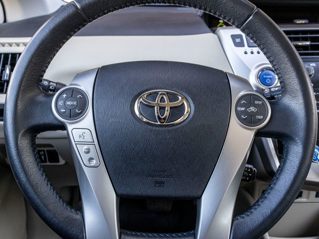 2012 Toyota Prius v TOURING **TRÈS BAS KILO**JAMAIS ACCIDENTÉ** in Saint-Jérôme, Quebec - 10 - w1024h768px