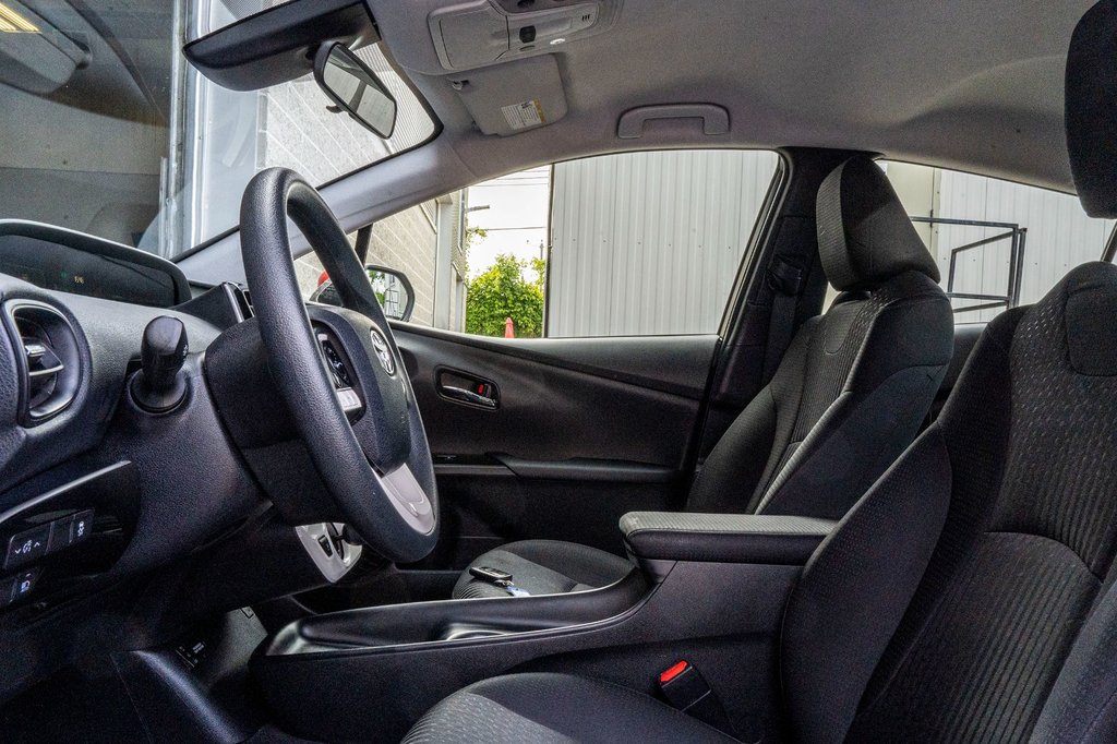 Toyota Prius DÉMARRAGE À BOUTON POUSSOIR+BLUETOOTH+CAMÉRA** 2017 à Charlemagne, Québec - 20 - w1024h768px