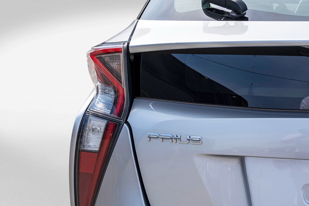 Toyota Prius DÉMARRAGE À BOUTON POUSSOIR+BLUETOOTH+CAMÉRA** 2017 à Charlemagne, Québec - 24 - w1024h768px