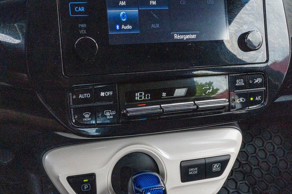 Toyota Prius DÉMARRAGE À BOUTON POUSSOIR+BLUETOOTH+CAMÉRA** 2017 à Charlemagne, Québec - 14 - w1024h768px