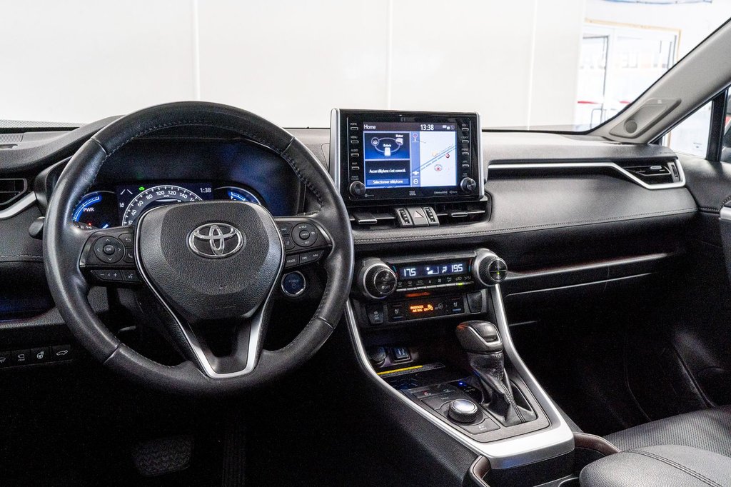 Toyota RAV4 Hybride LIMITED AWD+CUIR+TOIT+CARPLAY 2019 à Charlemagne, Québec - 6 - w1024h768px