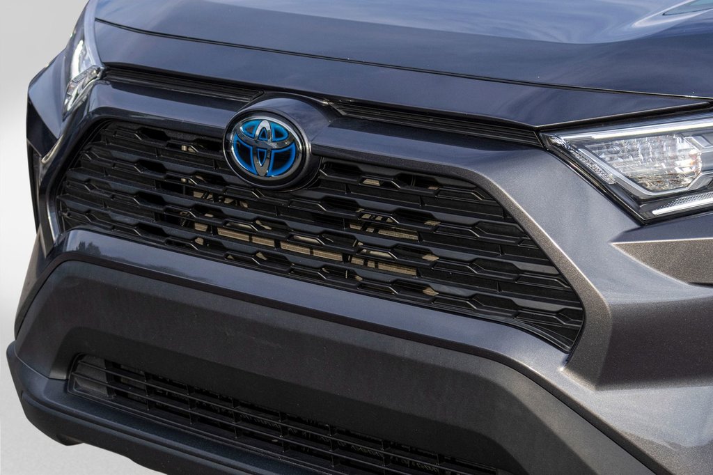 2019 Toyota RAV4 Hybride XLE **JAMAIS ACCIDENTÉ+TOIT+MAG+CARPLAY+CAMÉRA** in Charlemagne, Quebec - 37 - w1024h768px