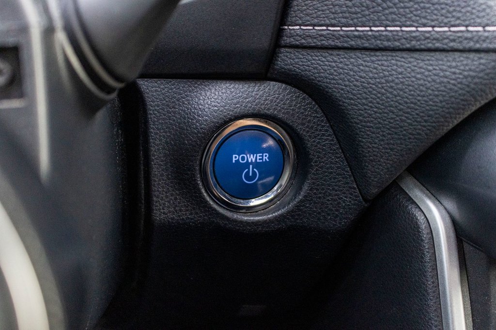 2019 Toyota RAV4 Hybride XLE **JAMAIS ACCIDENTÉ+TOIT+MAG+CARPLAY+CAMÉRA** in Charlemagne, Quebec - 22 - w1024h768px