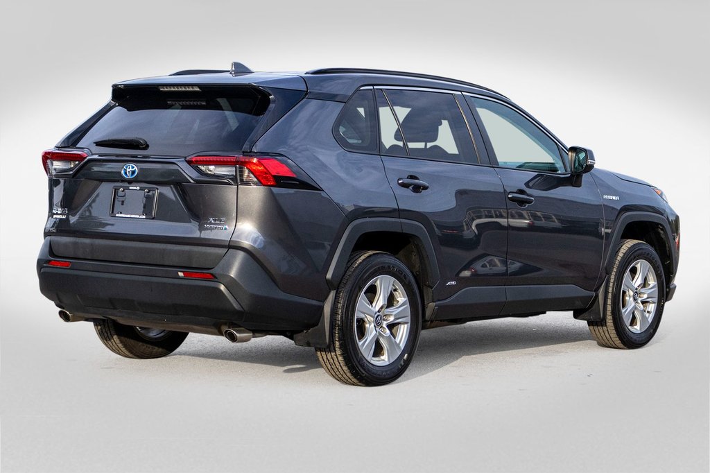 2019 Toyota RAV4 Hybride XLE **JAMAIS ACCIDENTÉ+TOIT+MAG+CARPLAY+CAMÉRA** in Charlemagne, Quebec - 5 - w1024h768px