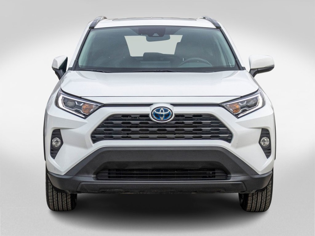 2021 Toyota RAV4 Hybride XLE AWD **JAMAIS ACCIDENTÉ+TOIT+MAG+CAMÉRA** in Charlemagne, Quebec - 2 - w1024h768px