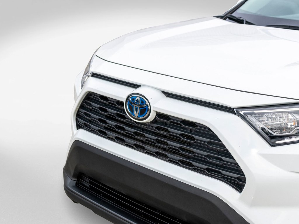 2021 Toyota RAV4 Hybride XLE AWD **JAMAIS ACCIDENTÉ+TOIT+MAG+CAMÉRA** in Charlemagne, Quebec - 36 - w1024h768px