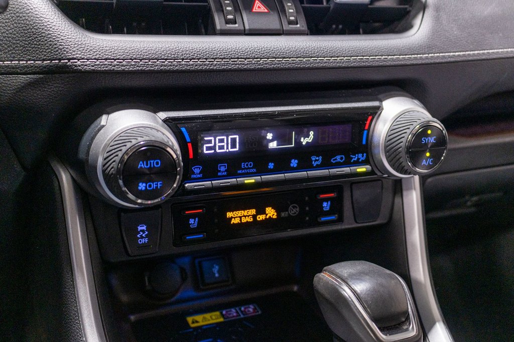 Toyota RAV4 Hybride LIMITED **JAMAIS ACCIDENTÉ+CUIR+TOIT+JBL+CAMÉRA** 2022 à Saint-Jérôme, Québec - 13 - w1024h768px
