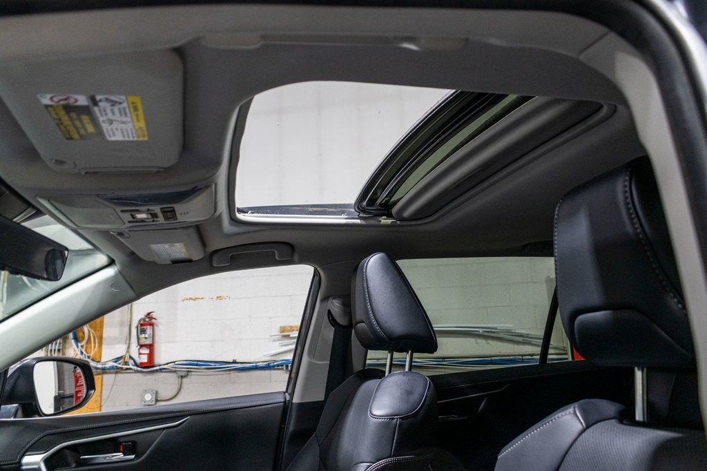 Toyota RAV4 Hybride LIMITED **JAMAIS ACCIDENTÉ+CUIR+TOIT+JBL+CAMÉRA** 2022 à Saint-Jérôme, Québec - 26 - w1024h768px