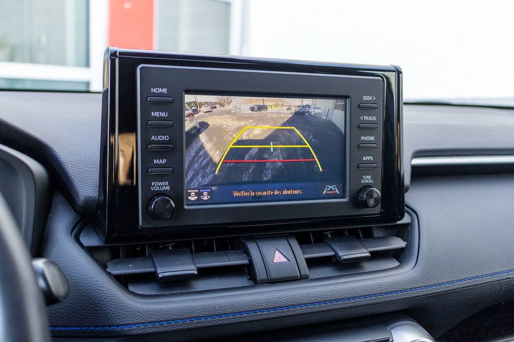 Toyota RAV4 Hybride SE AWD **TOIT+MAG+CAMÉRA+CARPLAY** 2022 à Saint-Jérôme, Québec - 17 - w1024h768px