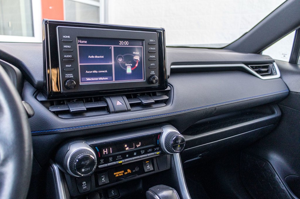 Toyota RAV4 Hybride SE AWD **TOIT+MAG+CAMÉRA+CARPLAY** 2022 à Saint-Jérôme, Québec - 13 - w1024h768px