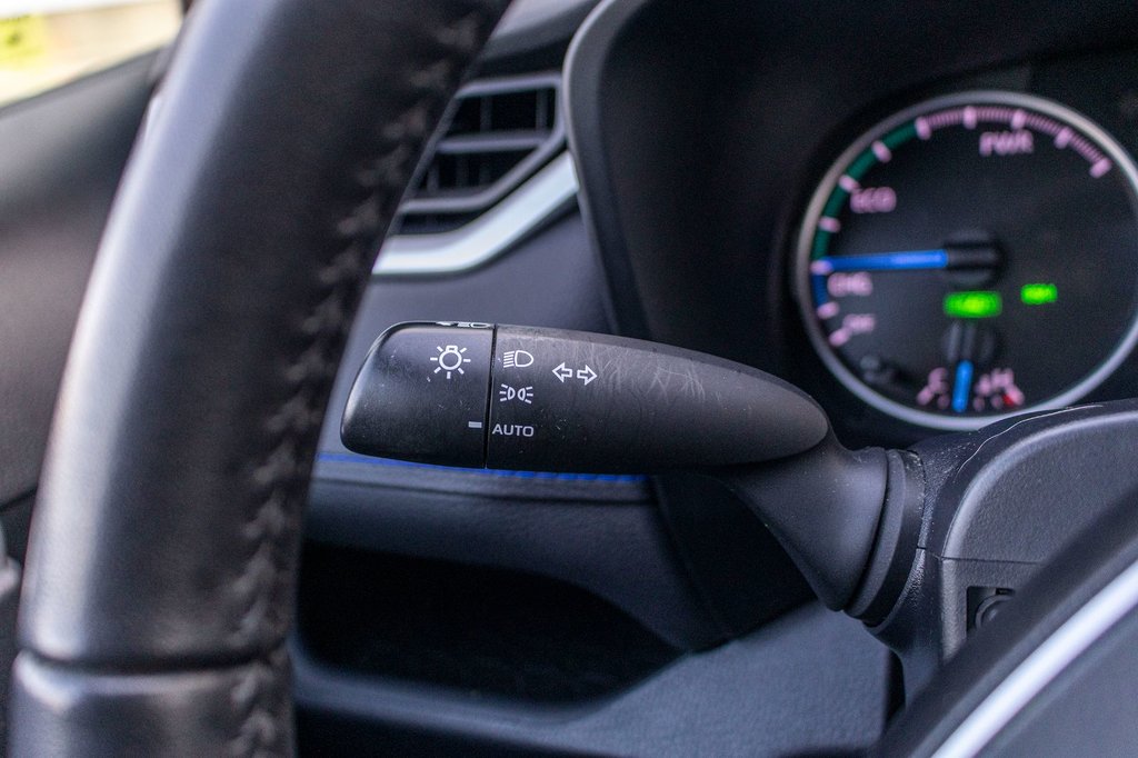 Toyota RAV4 Hybride SE AWD **TOIT+MAG+CAMÉRA+CARPLAY** 2022 à Saint-Jérôme, Québec - 19 - w1024h768px