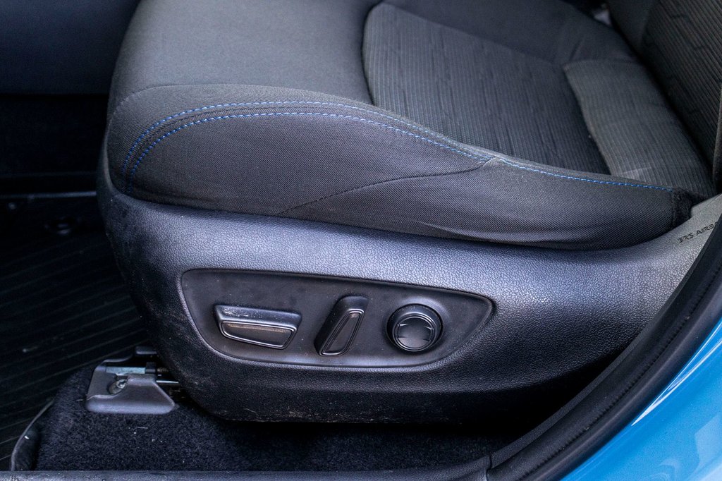 Toyota RAV4 Hybride SE AWD **TOIT+MAG+CAMÉRA+CARPLAY** 2022 à Saint-Jérôme, Québec - 25 - w1024h768px