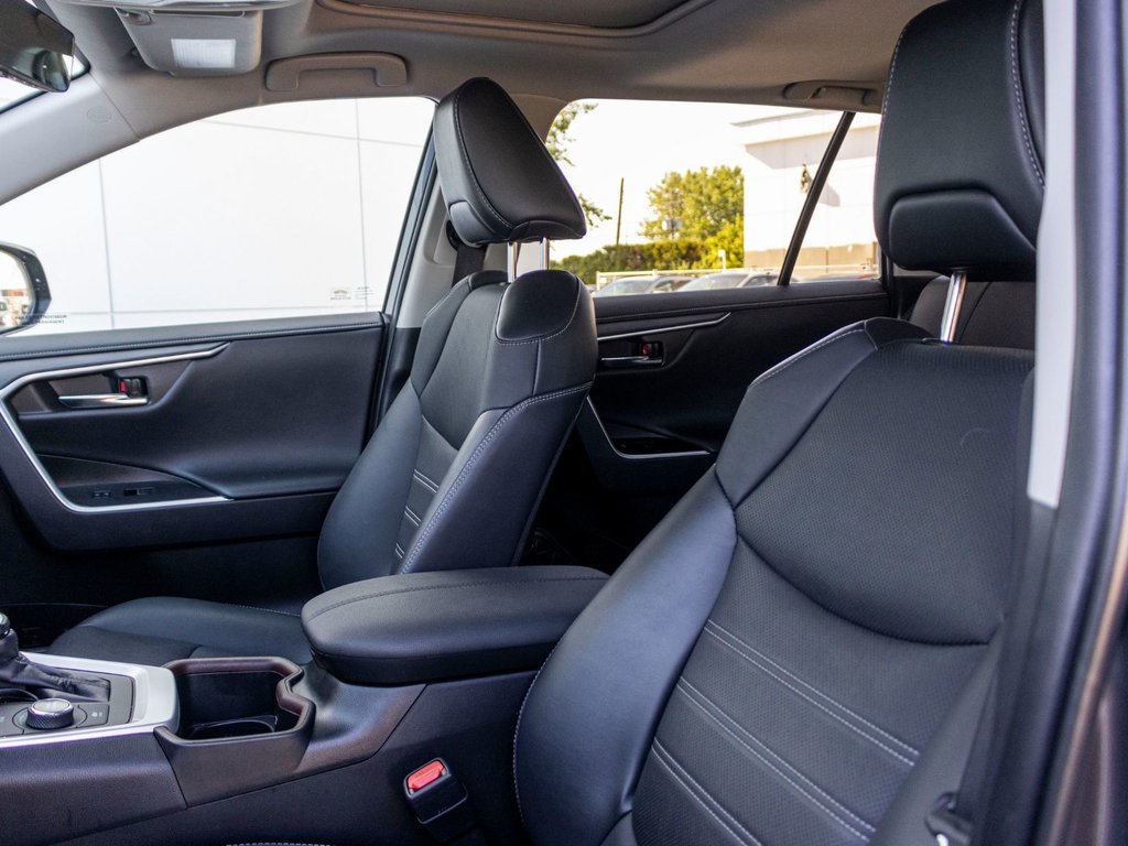 2022 Toyota RAV4 Hybride LIMITED **JAMAIS ACCIDENTÉ+CUIR+TOIT+360DEG+JBL*** in Saint-Jérôme, Quebec - 28 - w1024h768px