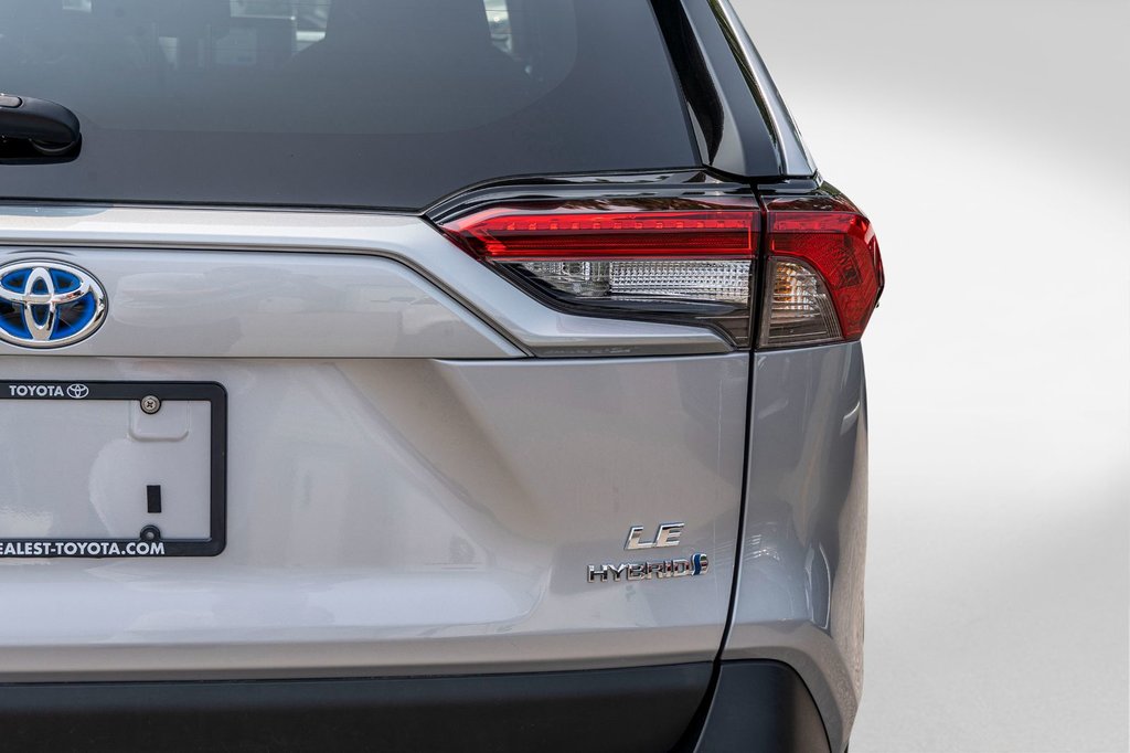 Toyota RAV4 Hybride LE **JAMAIS ACCIDENTÉ+CAMÉRA+CARPLAY+MAG** 2023 à Charlemagne, Québec - 26 - w1024h768px
