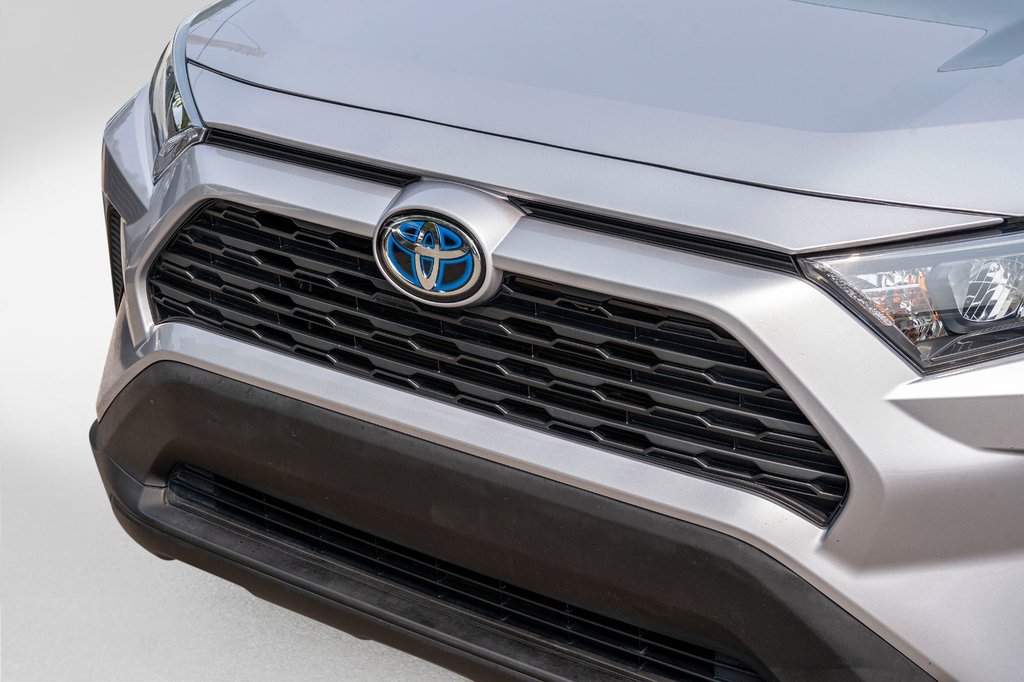 Toyota RAV4 Hybride LE **JAMAIS ACCIDENTÉ+CAMÉRA+CARPLAY+MAG** 2023 à Charlemagne, Québec - 29 - w1024h768px