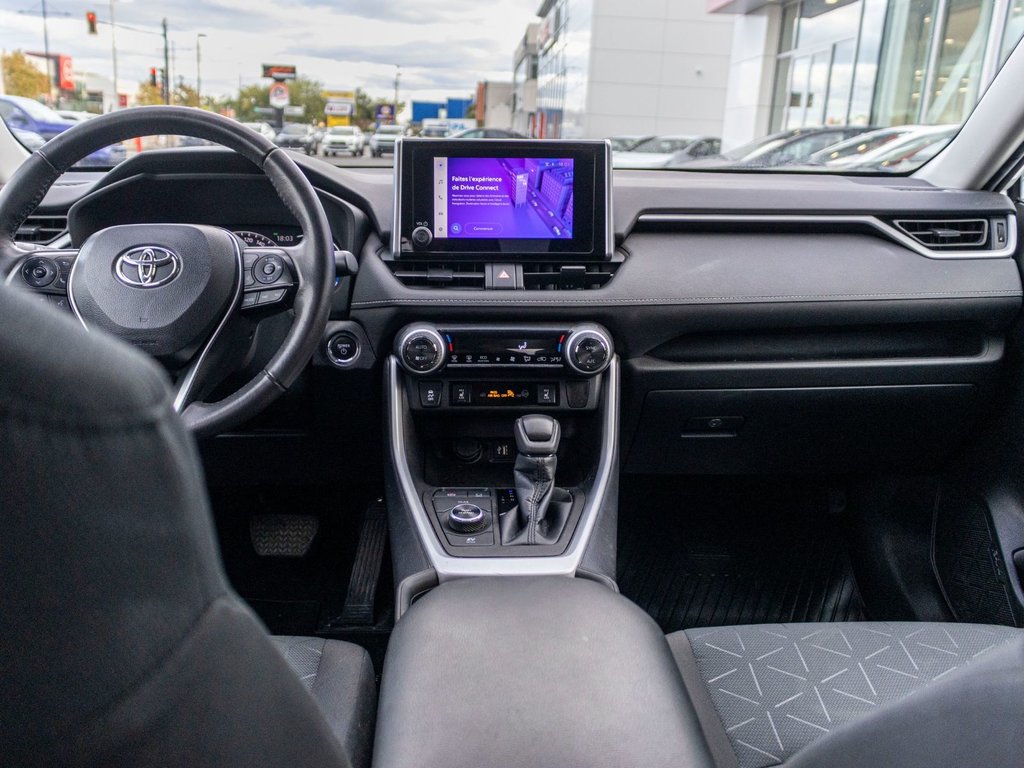 2023 Toyota RAV4 Hybride XLE AWD **TOIT+MAG+CAMÉRA+CARPLAY+ANDROID AUTO** in Saint-Jérôme, Quebec - 22 - w1024h768px