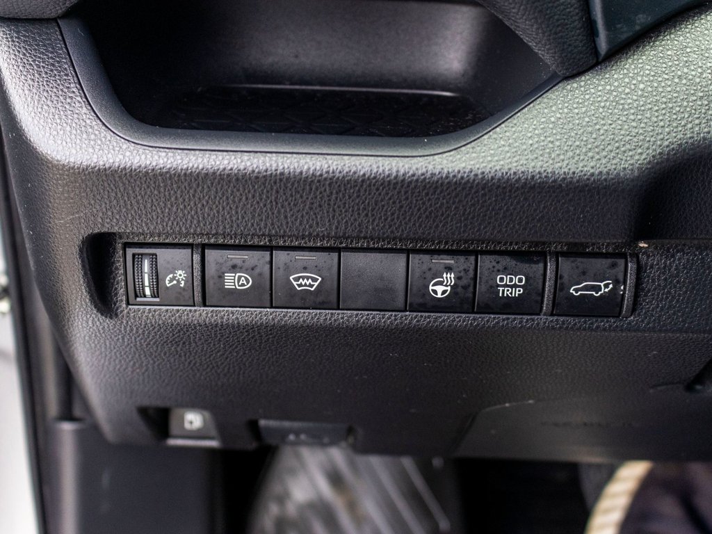 2023 Toyota RAV4 Plug-in Hybrid XSE AWD in Charlemagne, Quebec - 23 - w1024h768px
