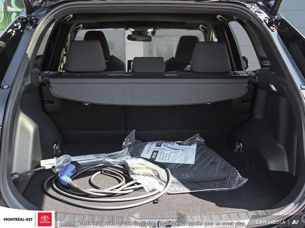 2025 Toyota RAV4 PLUG-IN HYBRID SE in Charlemagne, Quebec - 7 - w1024h768px