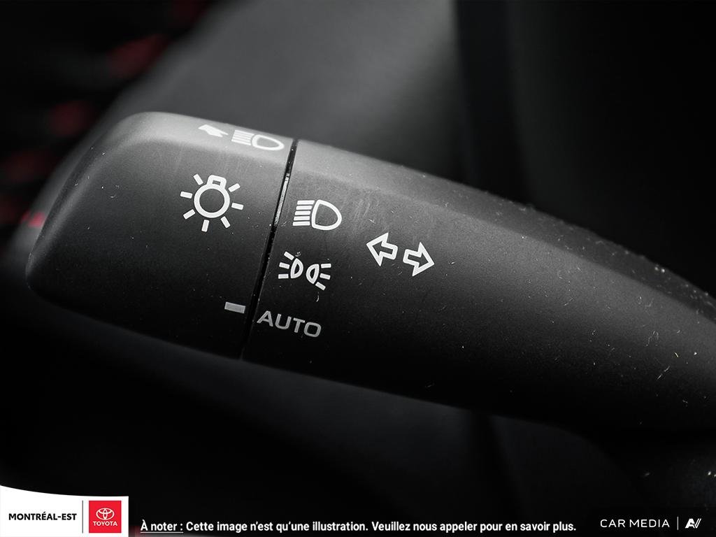 Toyota RAV4 PLUG-IN HYBRID SE 2025 à Charlemagne, Québec - 23 - w1024h768px