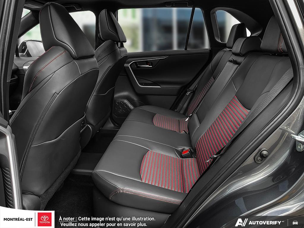 2025 Toyota RAV4 Plug-in Hybrid XSE TECHNOLOGY PACKAGE in Charlemagne, Quebec - 17 - w1024h768px