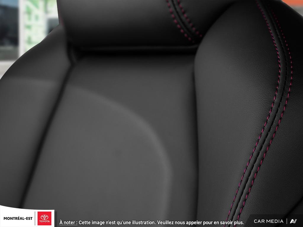 2025 Toyota RAV4 PLUG-IN HYBRID XSE TECHNOLOGY PACKAGE in Charlemagne, Quebec - 19 - w1024h768px